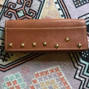 TRE VERO clutch medium studded leather magnetic